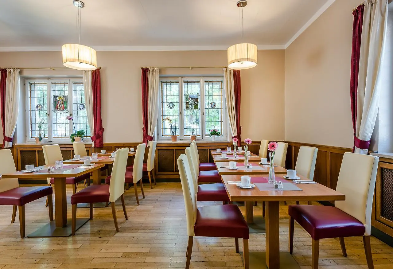 Hotel Laimer Hof Am Schloss Nymphenburg Munich