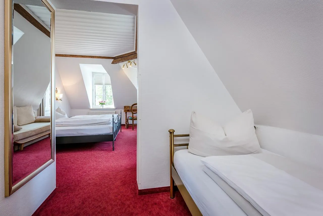 Laimer Hof Am Schloss Nymphenburg Munich Hotel