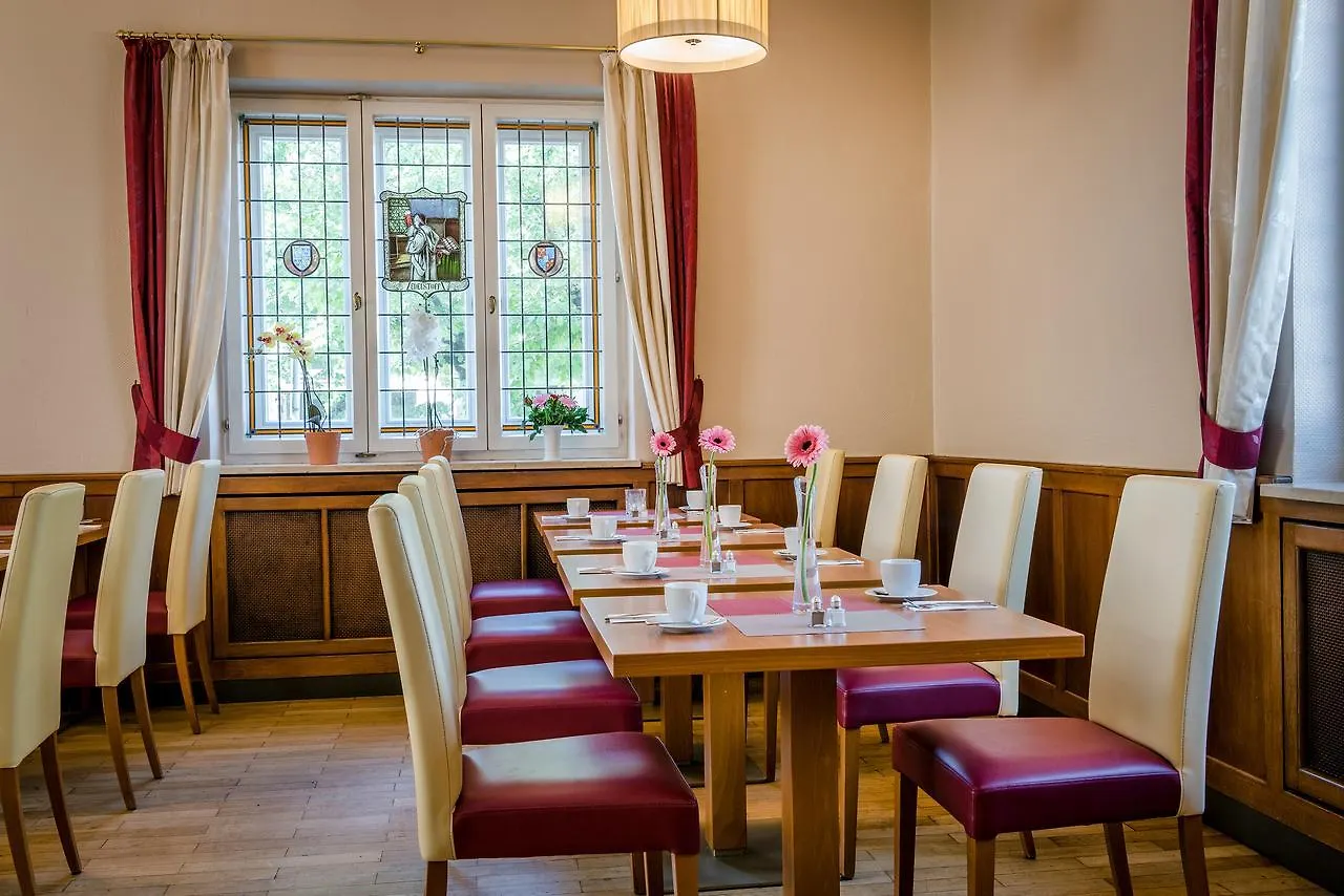Laimer Hof Am Schloss Nymphenburg Munich Hotel